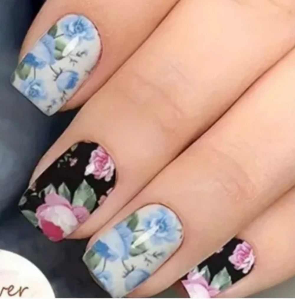 3 FOR $13 🔥 Trendy Self Adhesive Nails Wrap